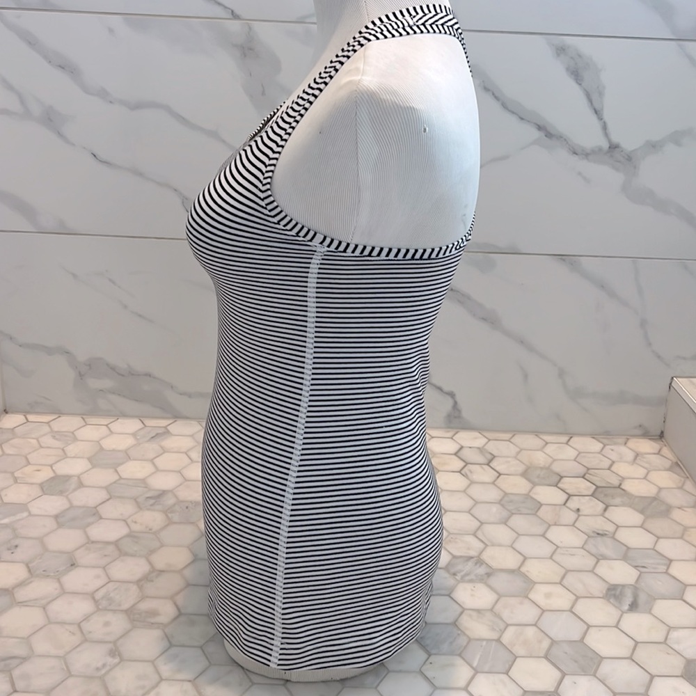❌CLEARANCE Lululemon Cool Racerback II Black White Striped Racerback Tank Top 4 - Picture 2 of 12